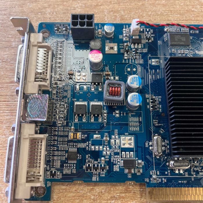 Sapphire ATI Radeon HD 4650 512MB DDR2 AGP Windows XP Vista Retro