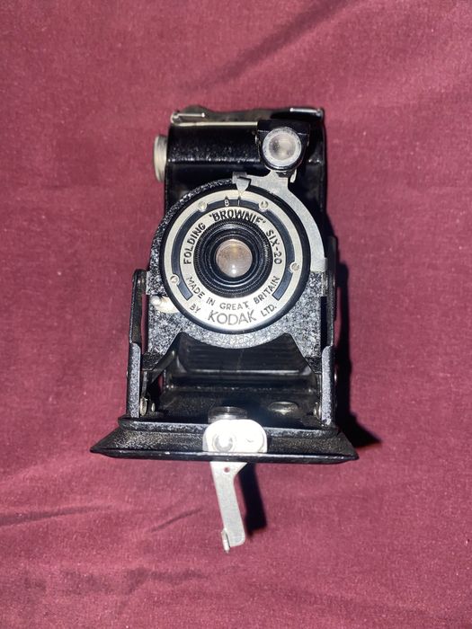 Câmera Folding Brownie Six-20