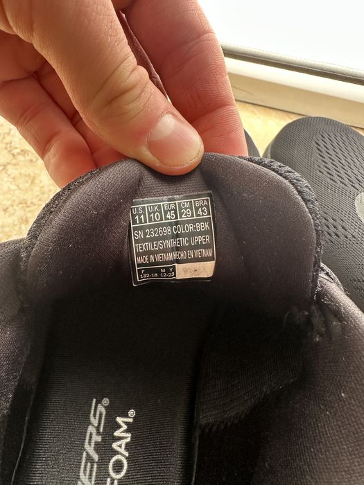 Кросівки skechers 45 44