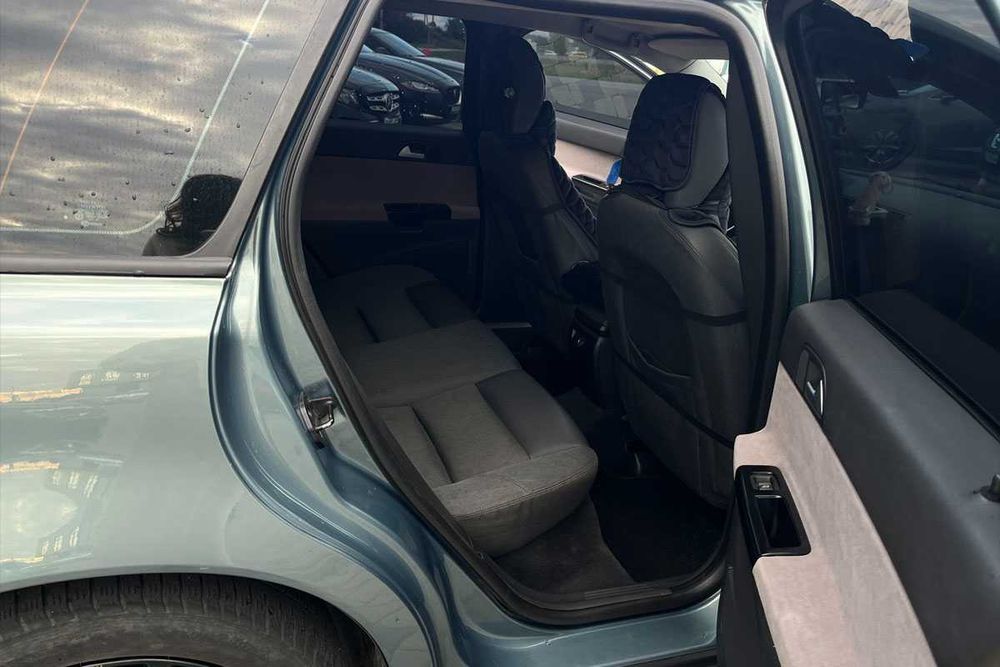 Volvo V50 2004 року