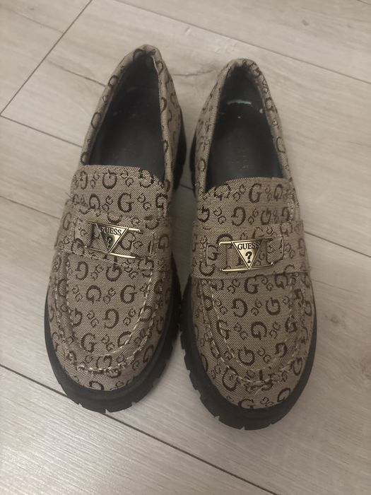 Angielskie buty Guess!