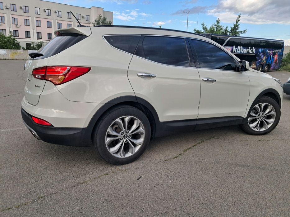 Продам Hyundai Santa Fe