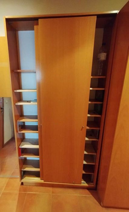 Armários em bom estado