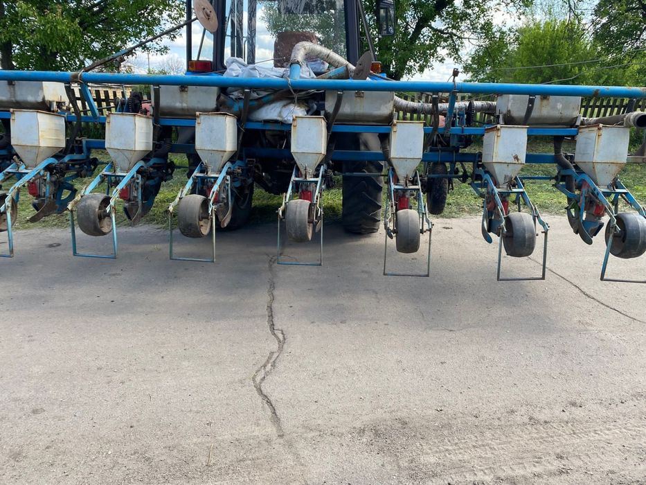 Сівалка СУПН навісна 8 рядна