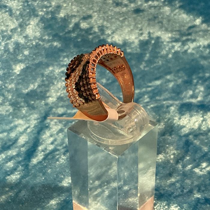 Anel prata banho ouro t,17,5 mm. Discrição abaixo