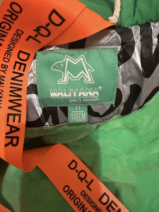 Зимняя куртка на девочку