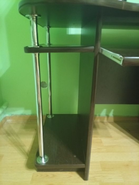 Продам комп'ютер,системний блок,стіл.