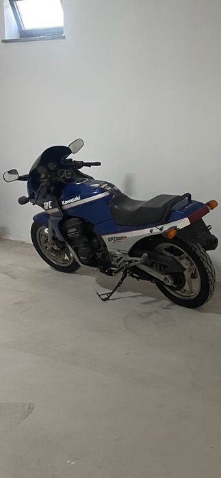 Motos anos 80 Kawasaki GPZ, Cagiva com motor Ducati, Moto Morini