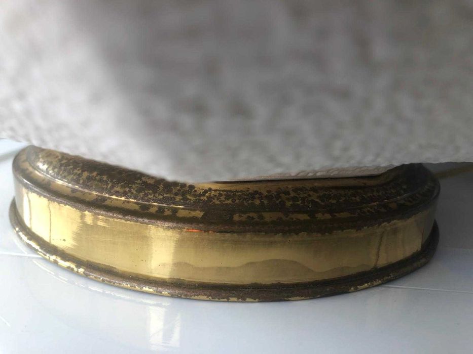 Candeeiro de mesa em louça