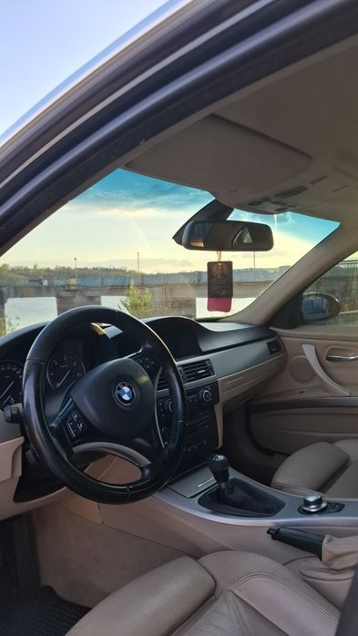 Продажа BMW  E90