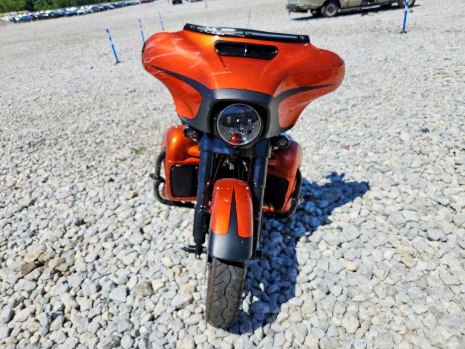 2019 Harley-Davidson FLHXS