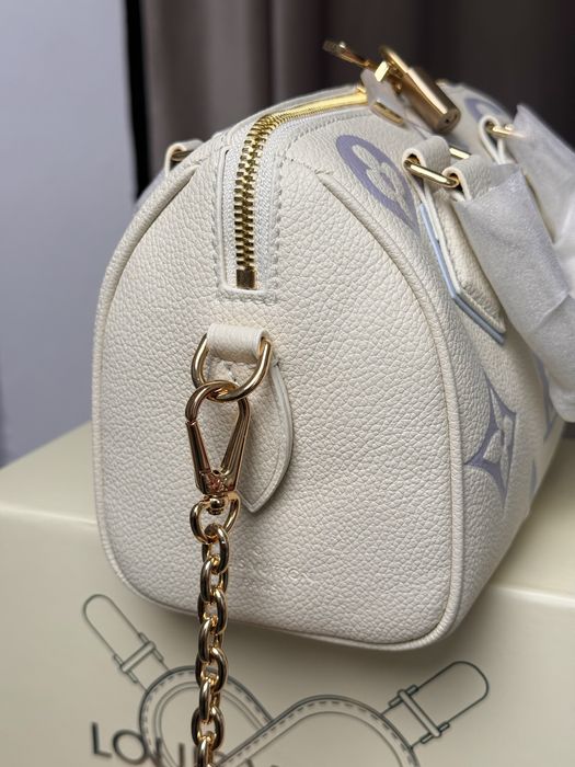 Сумка Louis Vuitton Speedy Bandouliere 20 Ivory / Light Purple Monogram