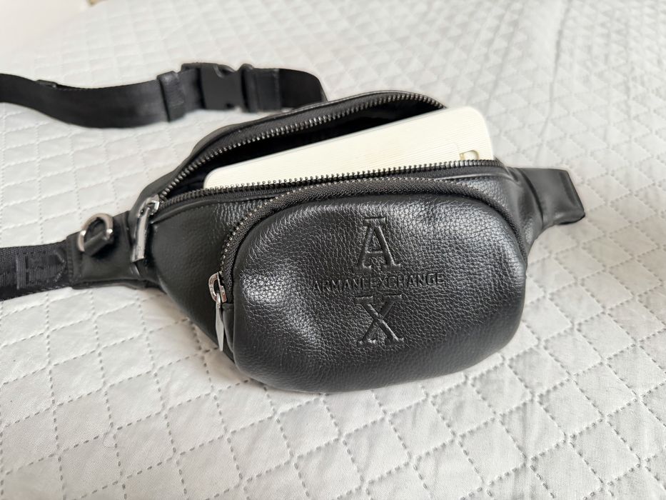 Поясна сумка Armani Exchange