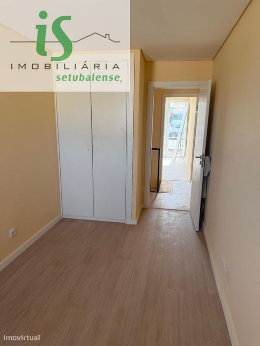 Moradia T4 Transformada Em T3 | Totalmente Remodelada | Casal De Figue
