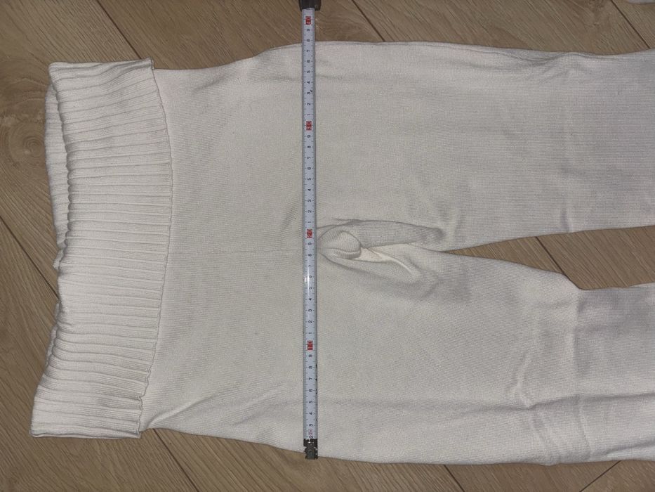 Białe kremowe spodnie z szerokimi nogawkami dzwony sweterkowe xs H&M