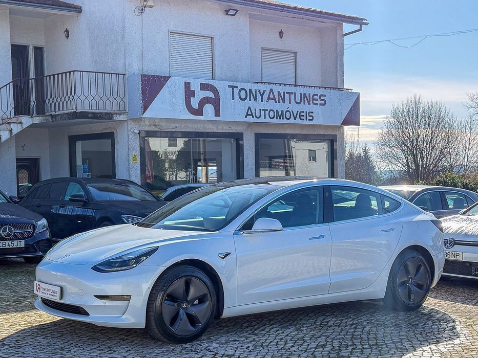 Tesla Model 3 Long-Range Dual Motor AWD