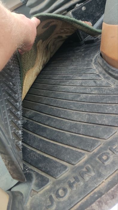 Продам John Deere 8400