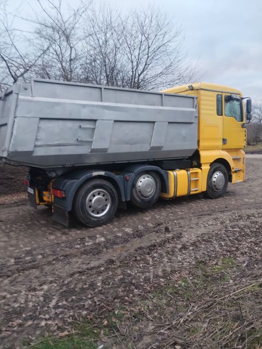 Автомобіль МАН самоскид