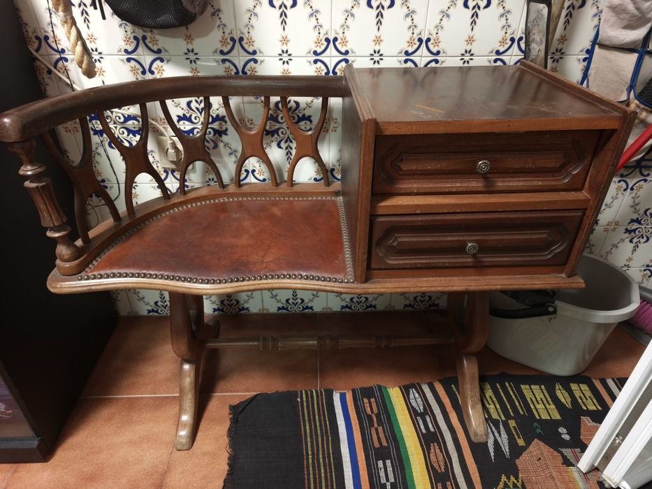 Banco/Consola Vintage com Gavetas