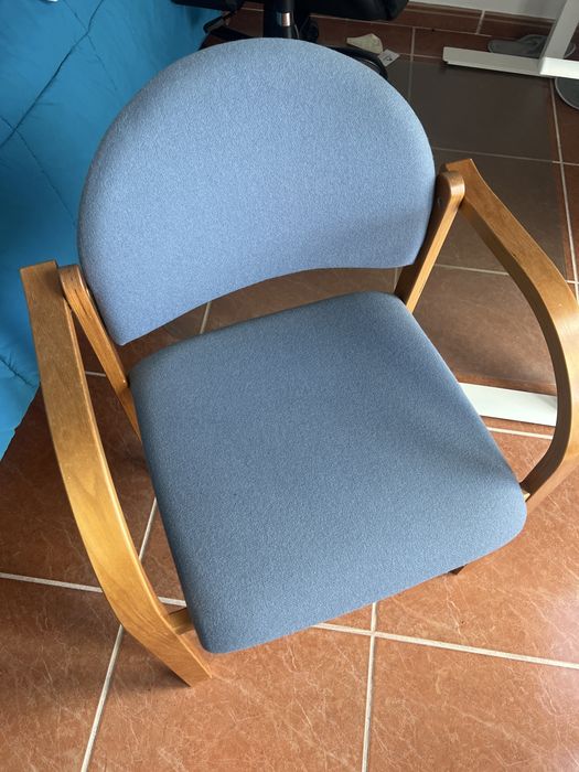 Quarto Completo com 2 Secretárias Modulares – 400€ Neg.
