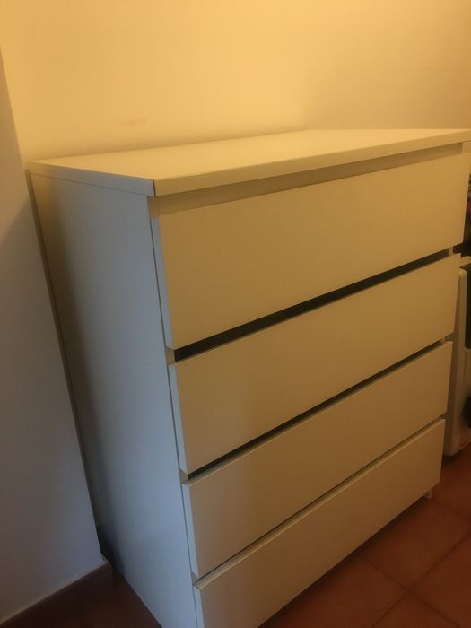 Comoda de gavetas IKEA 0,80x1,00m