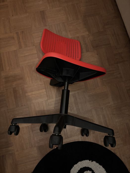 Cadeira Criança Vermelha