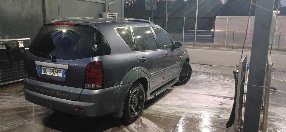 SsangYong Rexton 2.7