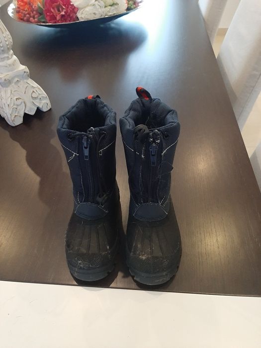 Snow Boots in Good Condition, Size 2664552771889537122