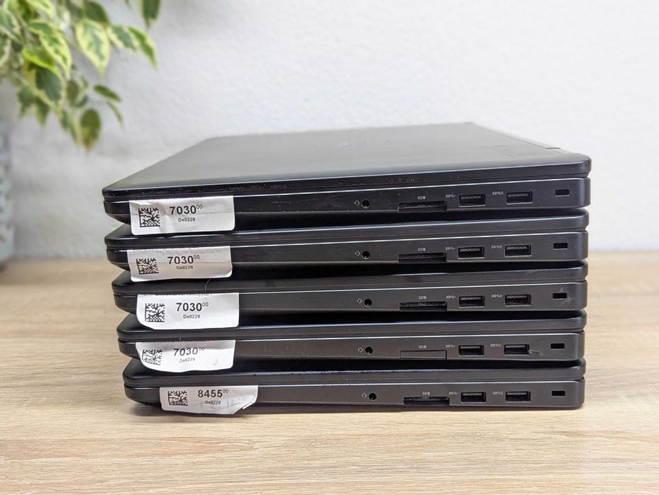 ОПТ Ноутбук Б/В Dell Latitude E5570:сенсор/i5-6300U/8GB/128Gb(Dell229)