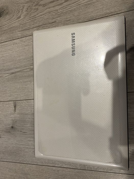 Ноутбук самсунг R430