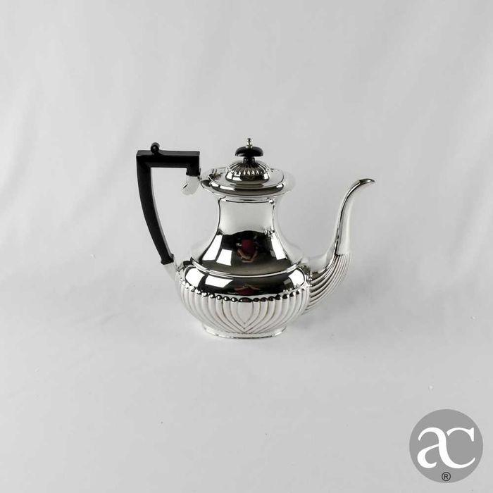 Serviço de chá e café em Casquinha inglesa E.P.N.S.