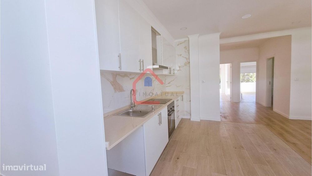 Apartamento T2 em Portugal — Baixa Da Banheira E Vale Da Amoreira, Setúbal
