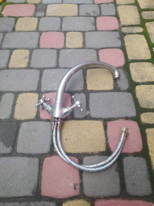 Змішувач для кухні