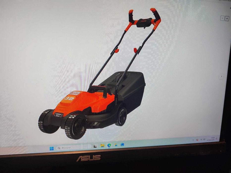 Maquina cortar relva Black+Decker