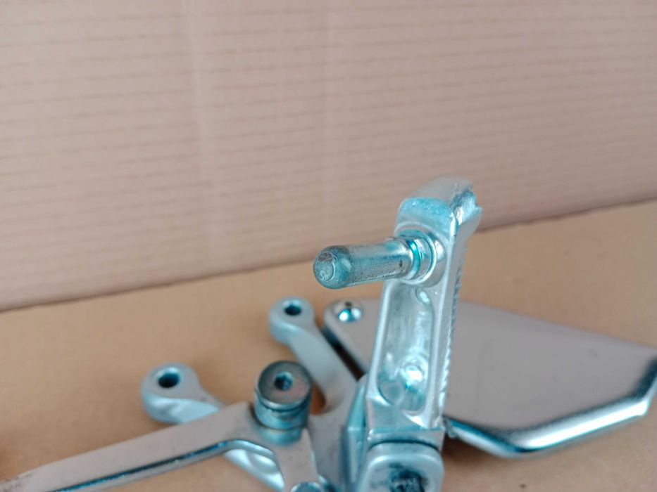 Yamaha YZF R3 Set Lewy Kierowcy Dźwignia Podnóżek Przód Przedni 15-18