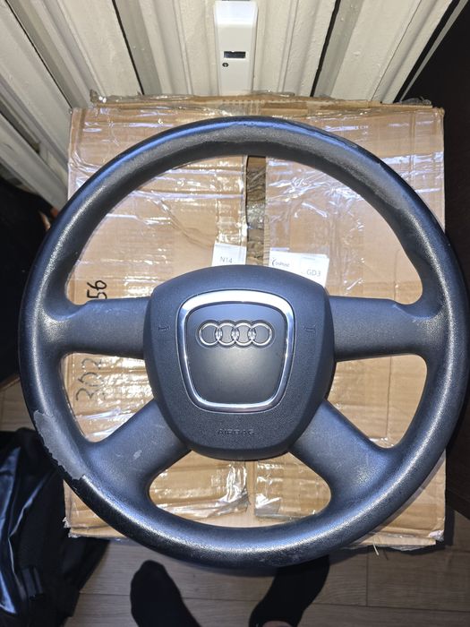 Kierownica Audi A4 B7 z poduszką