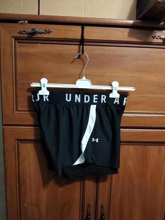 Труси , шорти Under Armour.