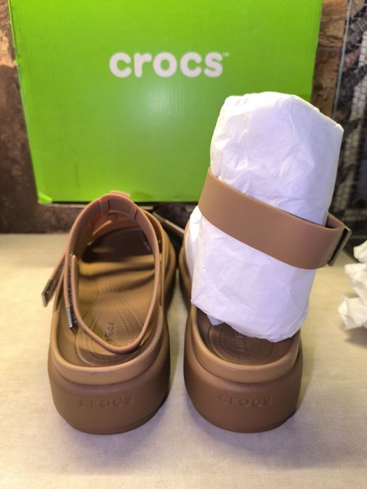 Sandały CROCS Brooklyn luxe gladiator W10(41-42)