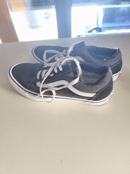 Tênis Vans pretos 41
