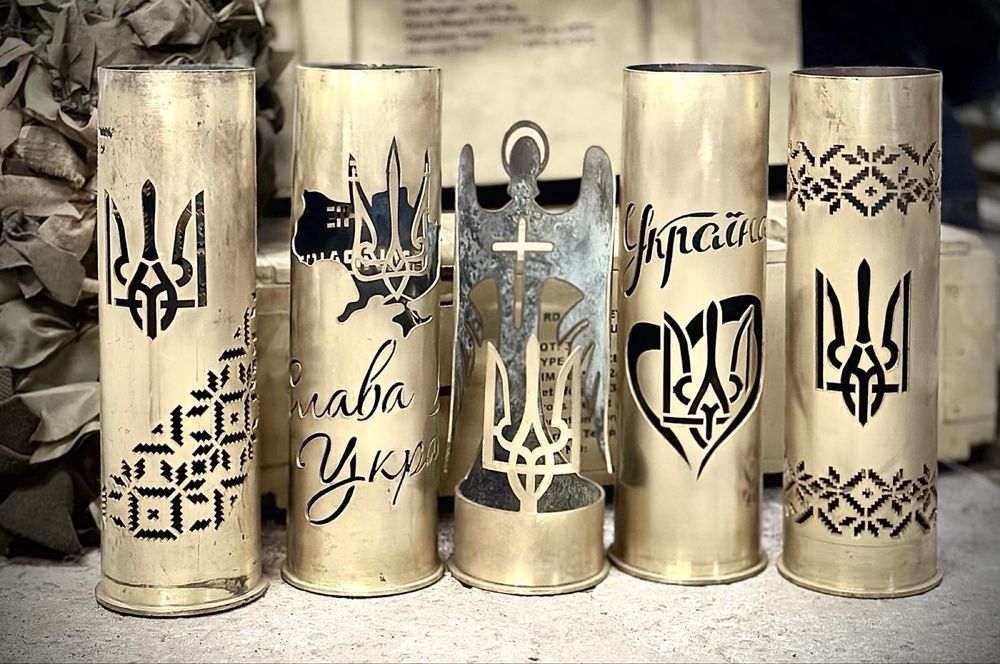 Латунна гільза калібр 105 ваза