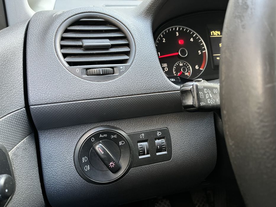 Volkswagen Caddy Кадді груз. 2012