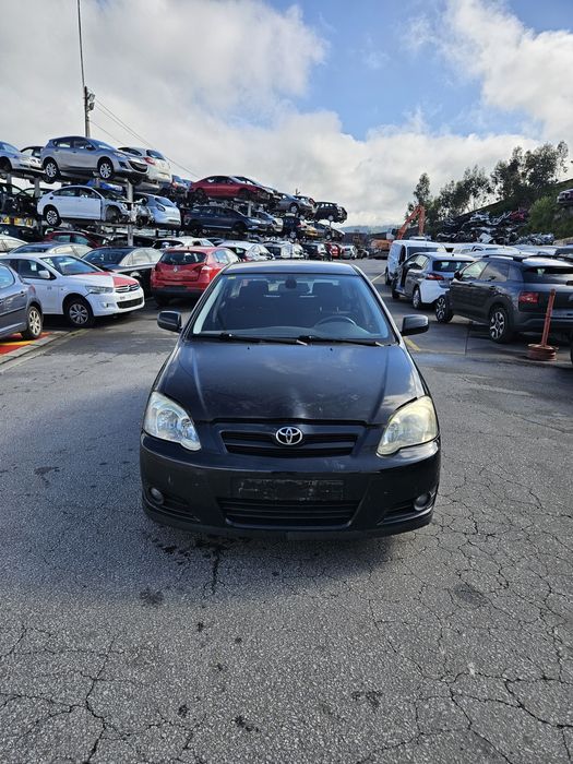 Toyota Corolla E12 2.0 D4D de 2009 para peças
