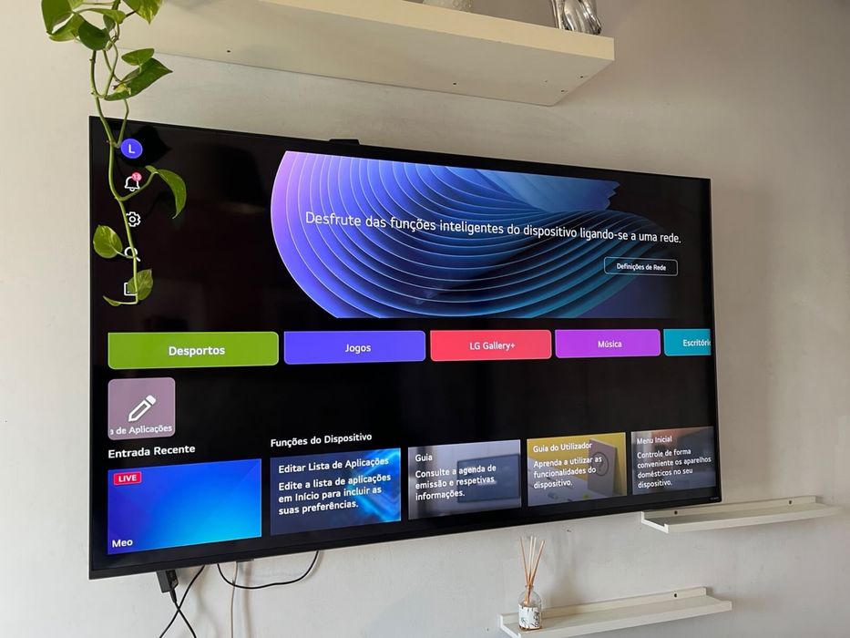 LG Smart TV 65” QNED — 65QNED70A6A