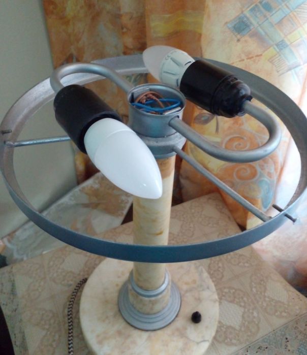 Лампа настольная  времен