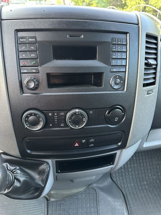 Volkswagen Crafter 2.0 2014 рік 266000 пробіг вантажний автомобіль