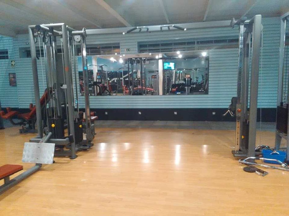 Equipamento ginásio completo-Vende-se, melhor proposta acima de 35000€