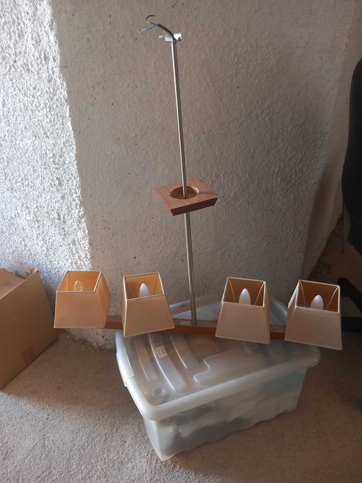 Candeeiro de madeiea