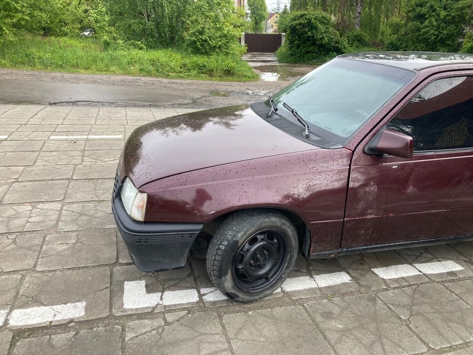 Opel Kadet 1988 1.3 бензин