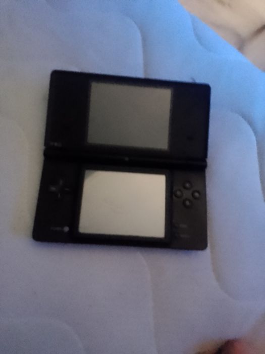 Sprzedam Nintendo dsi