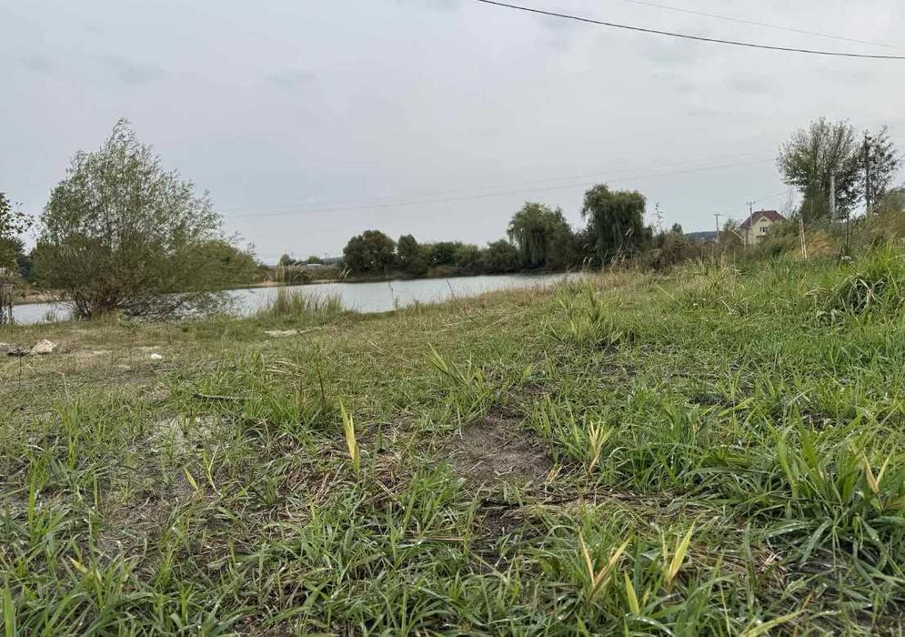 Ділянка 8 сот під забудову